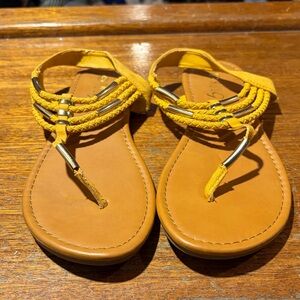 Womens rouge sandals size 6.5